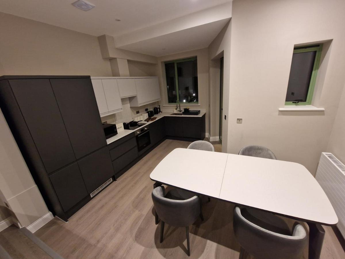 Villa Stunning Newbuilt 3 Bed House Sleeps 9 Edmonton Exterior foto